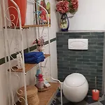 Petit Patio En Centre Nîmes