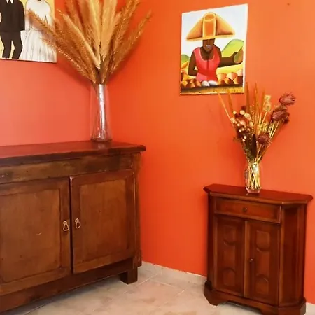 Petit Patio En Centre *