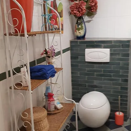 Petit Patio En Centre 尼姆