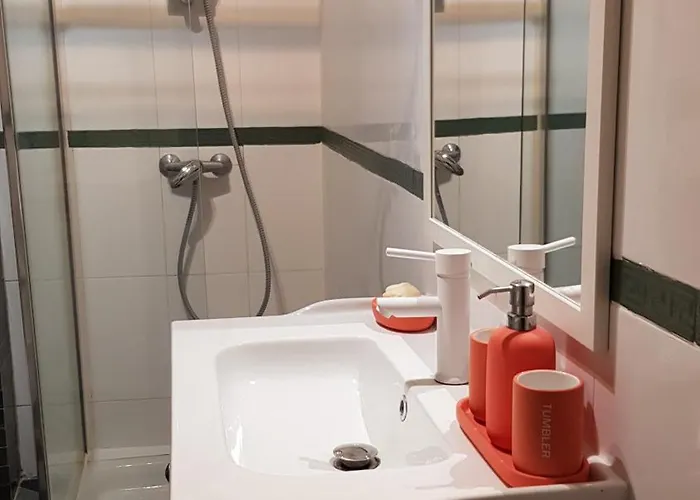 Petit Patio En Centre *